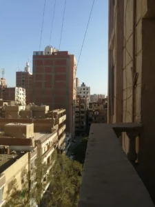 شقة 125m للبيع في شارع 6 بالفلل بمدينة بنها