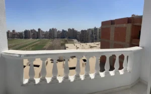 شقة للبيع فى بنها بالفلل منطقة الزهور الجديدة 150 متر